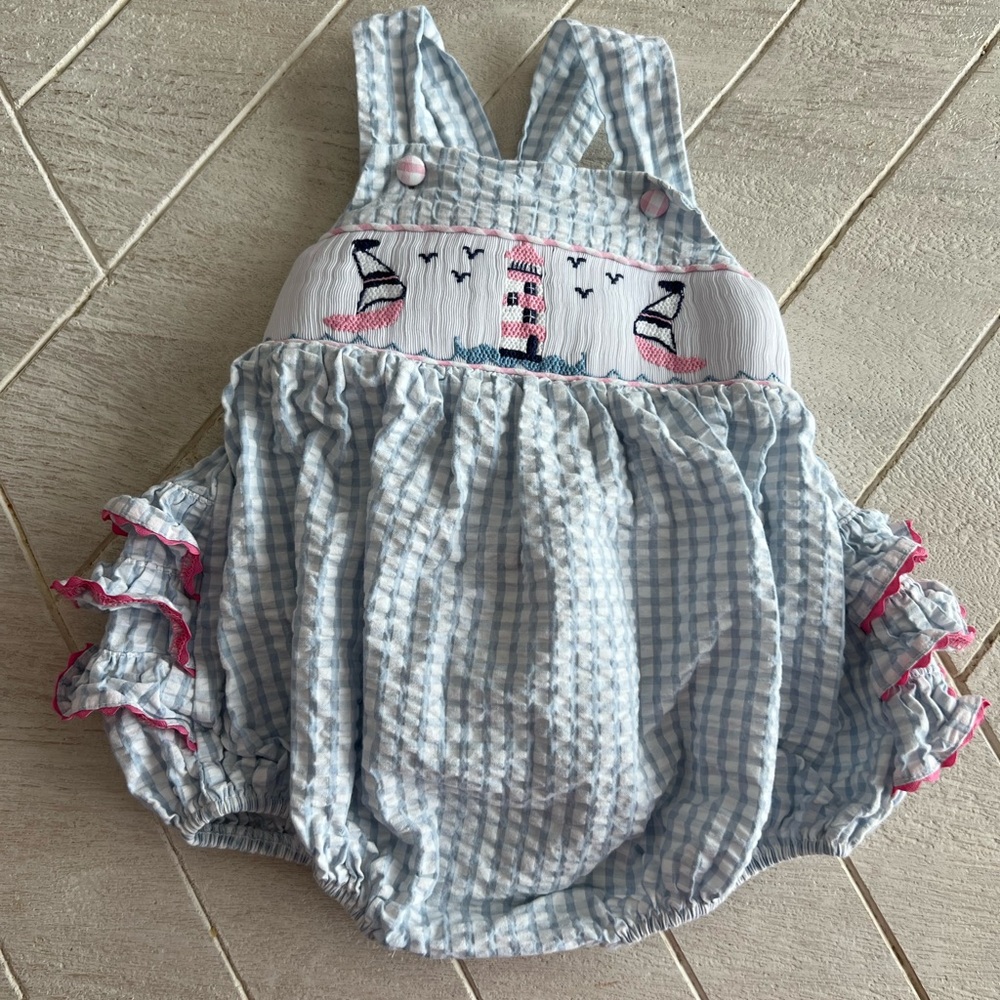 Stelly Belly/ Southern smocked one piece outfit size 18m